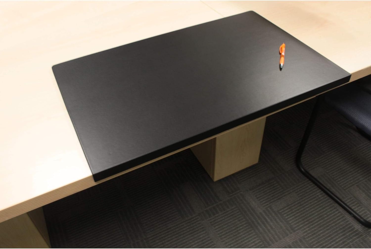 Black Leather 30" x 19" Desk Mat with Fixation Lip - Image 10