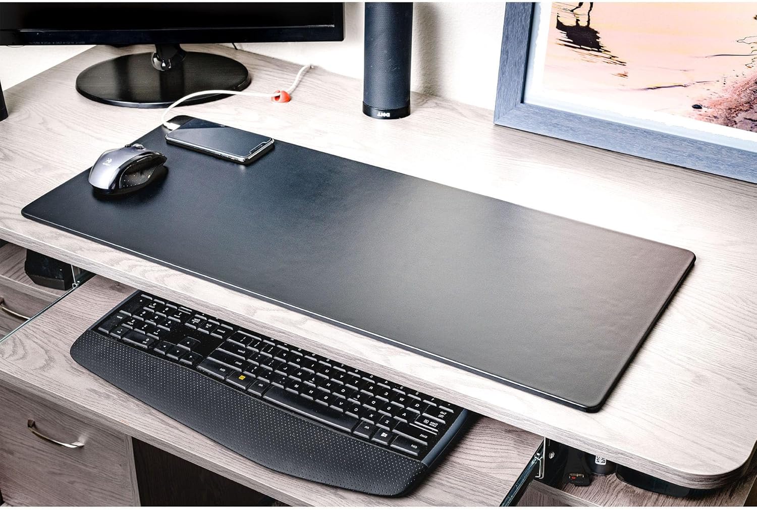 Dacasso 30" x 12.5" Classic Black Leather Keyboard/Mouse/Gaming Desk Mat - Luxury Executive Desk Surface Protector & Essential Office Decor - Image 4