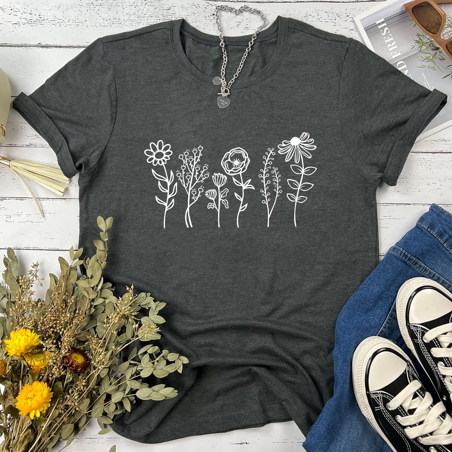 LOOKFACE Women Graphic Shirts Cute Tees - Image 2