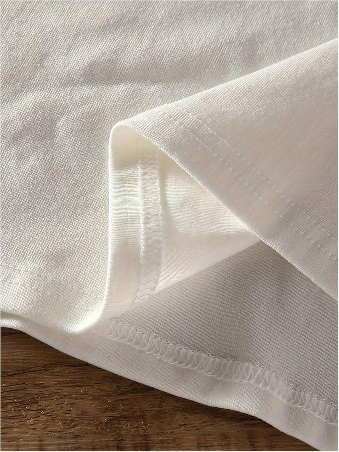 Women's Graphic Tees Bow Leopard Short Sleeve Crewneck Casual Crop Tops Summer T Shirt White and Red Large - Image 3